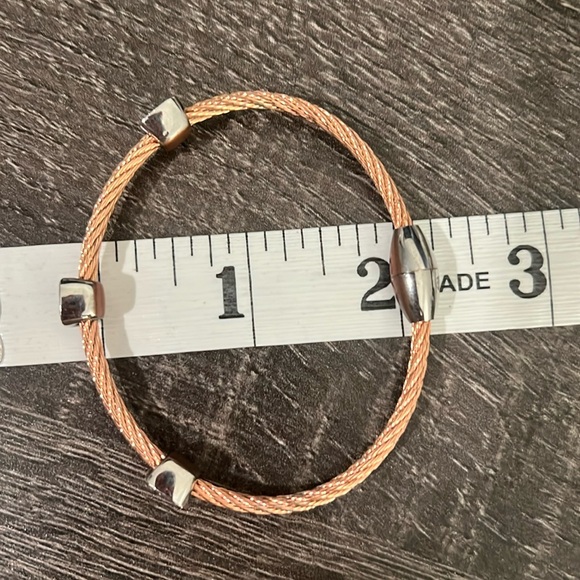 ⚜️💕⚜️Elegant Rose Gold and Silver Bracelet - Picture 15 of 16